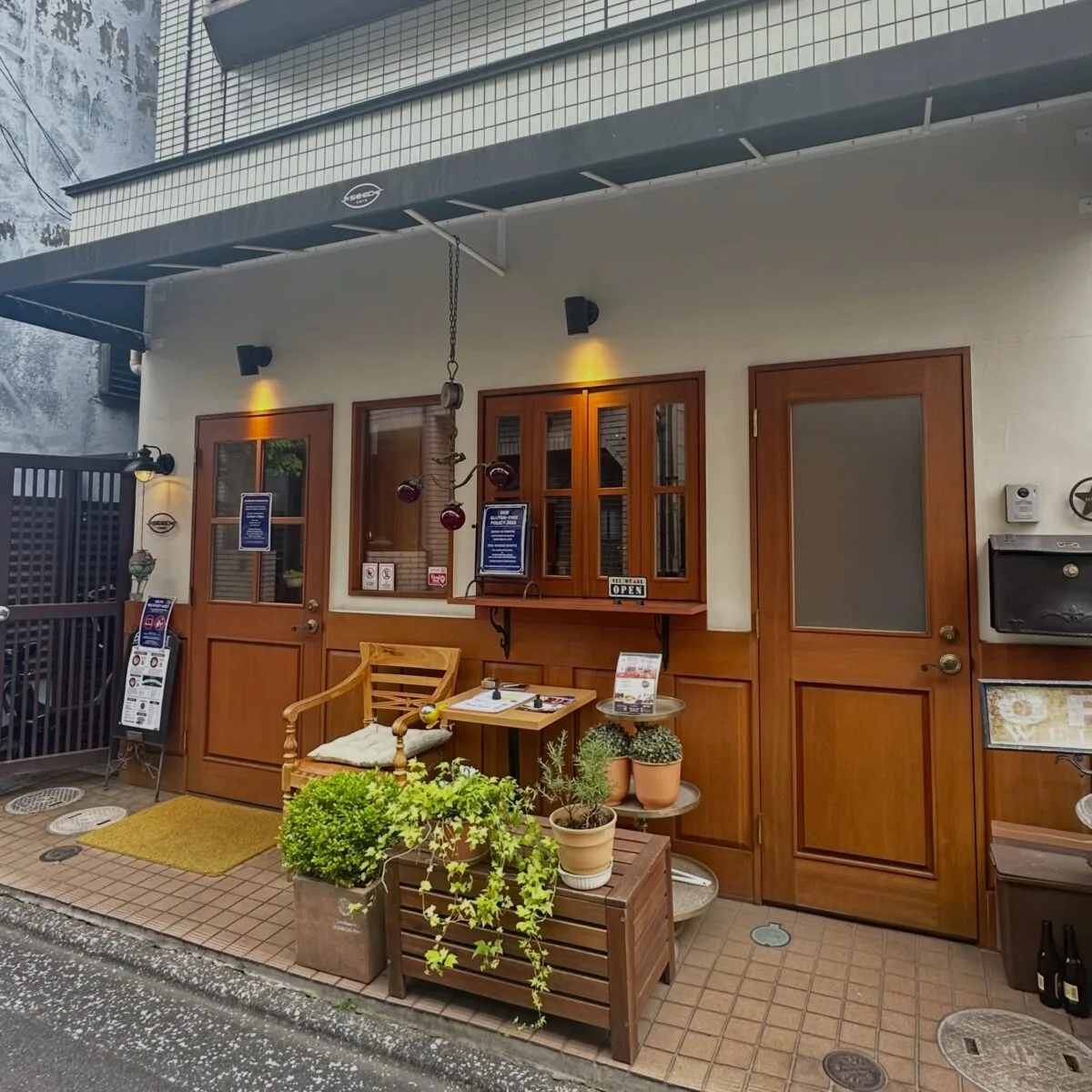 越中島の住宅街に佇む隠れ家カフェ『SEED CAFE』